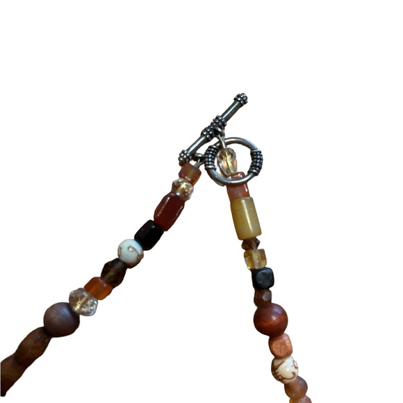 Carved Brown Jade Pendant Necklace - Picture 5 of 6